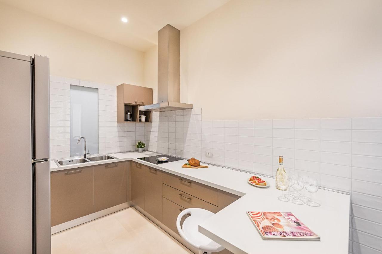 סאלו Il Lago Apartments By Wonderful Italy מראה חיצוני תמונה