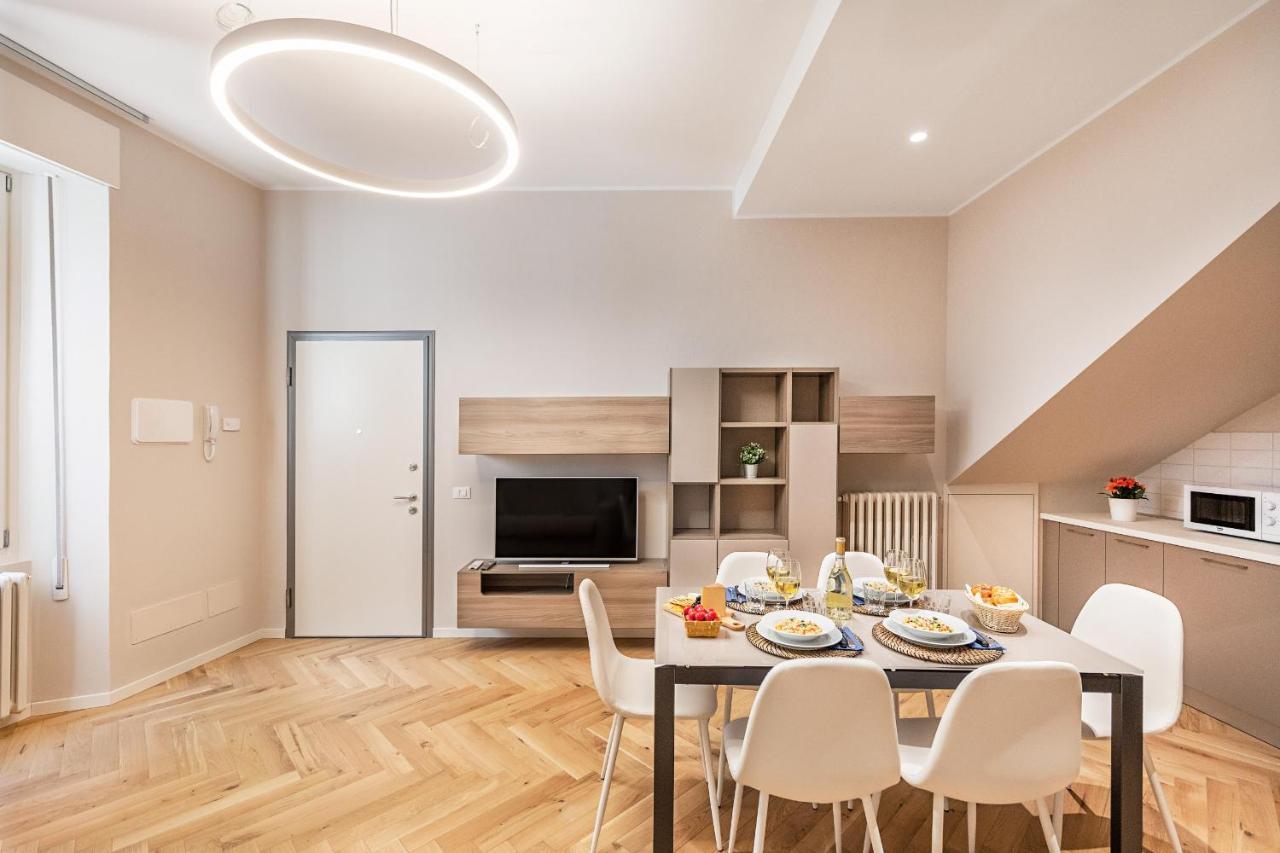 סאלו Il Lago Apartments By Wonderful Italy מראה חיצוני תמונה