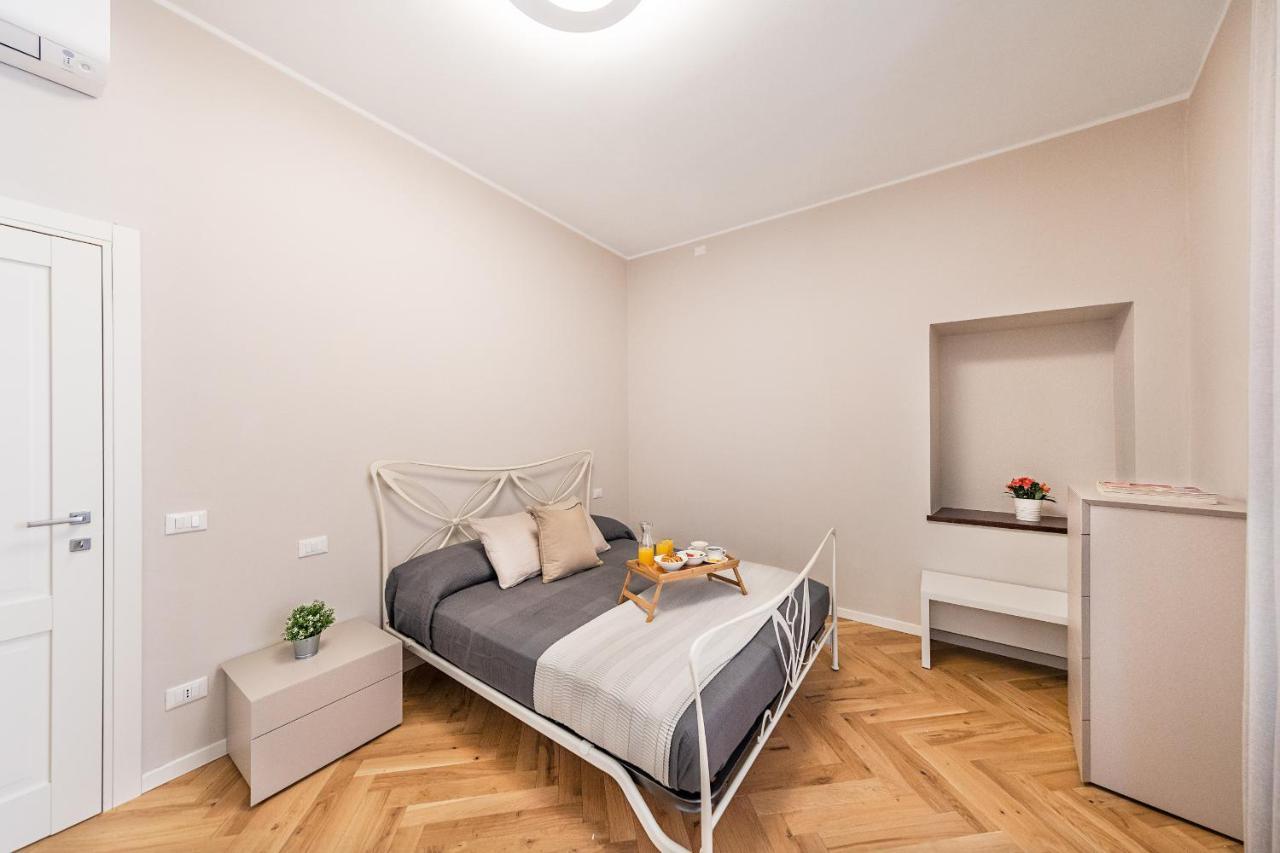 סאלו Il Lago Apartments By Wonderful Italy מראה חיצוני תמונה